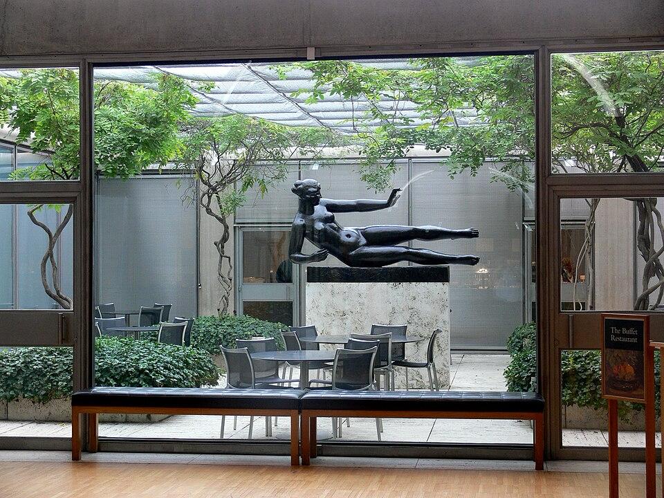 statue of a woman inside the kimbell art museum courtyard in fort worth texas