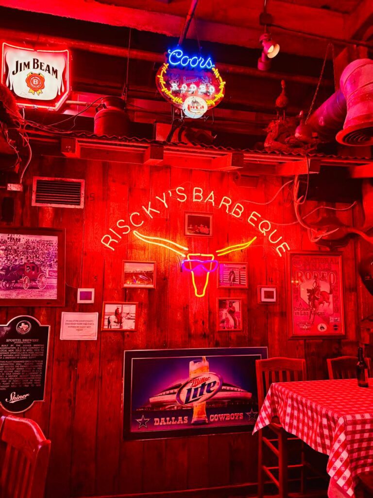 Riscky's Bbq restaurant in fort worth